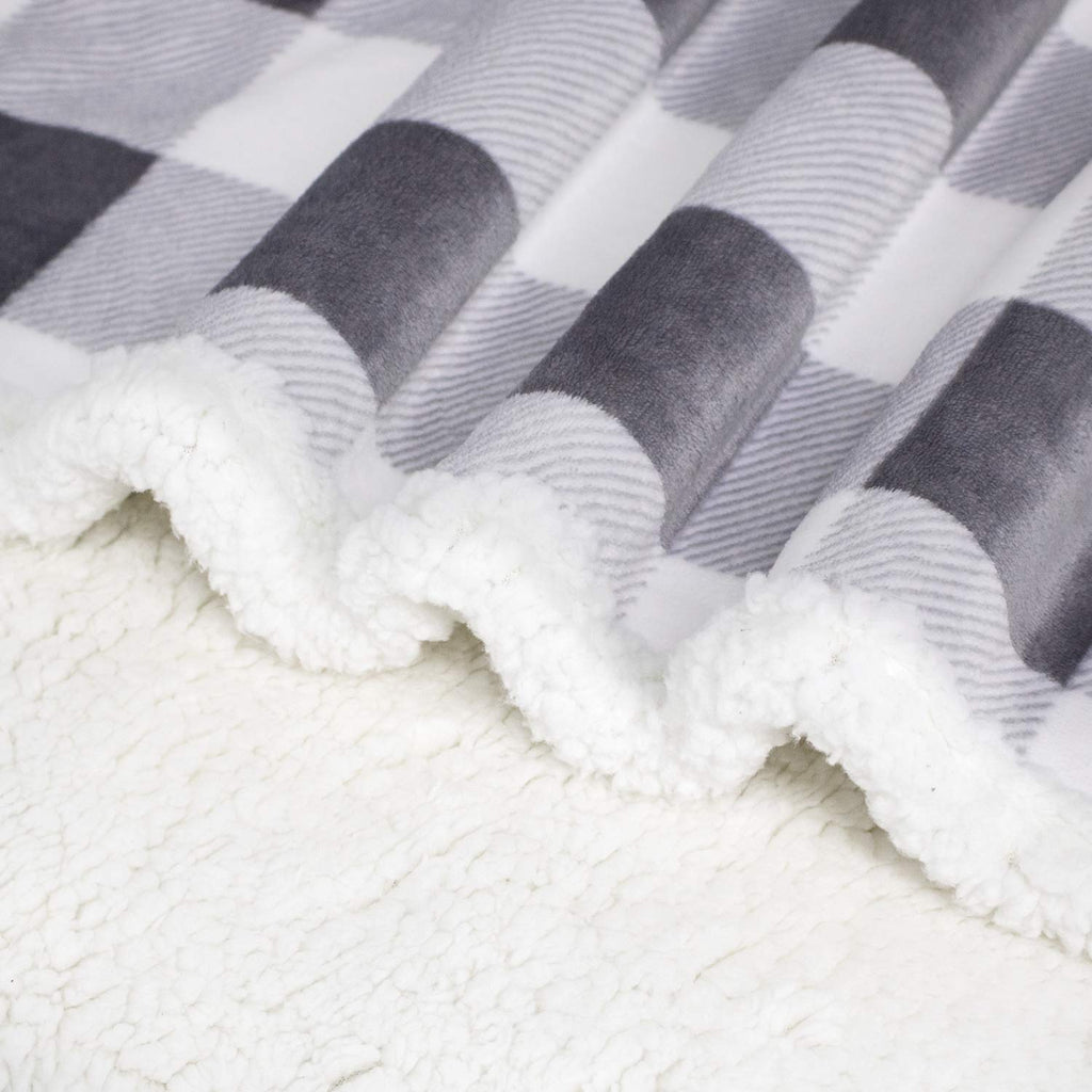 Touchat Sherpa Red and Black Buffalo Plaid Christmas Twin Blanket 60" X 70", Fuzzy Fluffy Soft Cozy Throw Blanket, Fleece Flannel Plush Microfiber Blanket for Couch Bed Sofa
