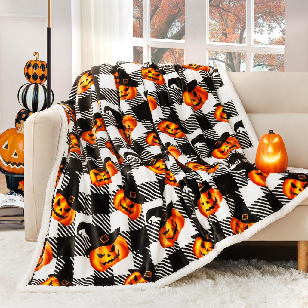 Touchat Halloween Blanket Twin Size 60" X 70"，Fall Autumn Harvest Sherpa Fuzzy Fluffy Soft Cozy Blankets, Fleece Flannel Plush Microfiber Throw for Couch Bed Sofa, Halloween Decor (Orange)