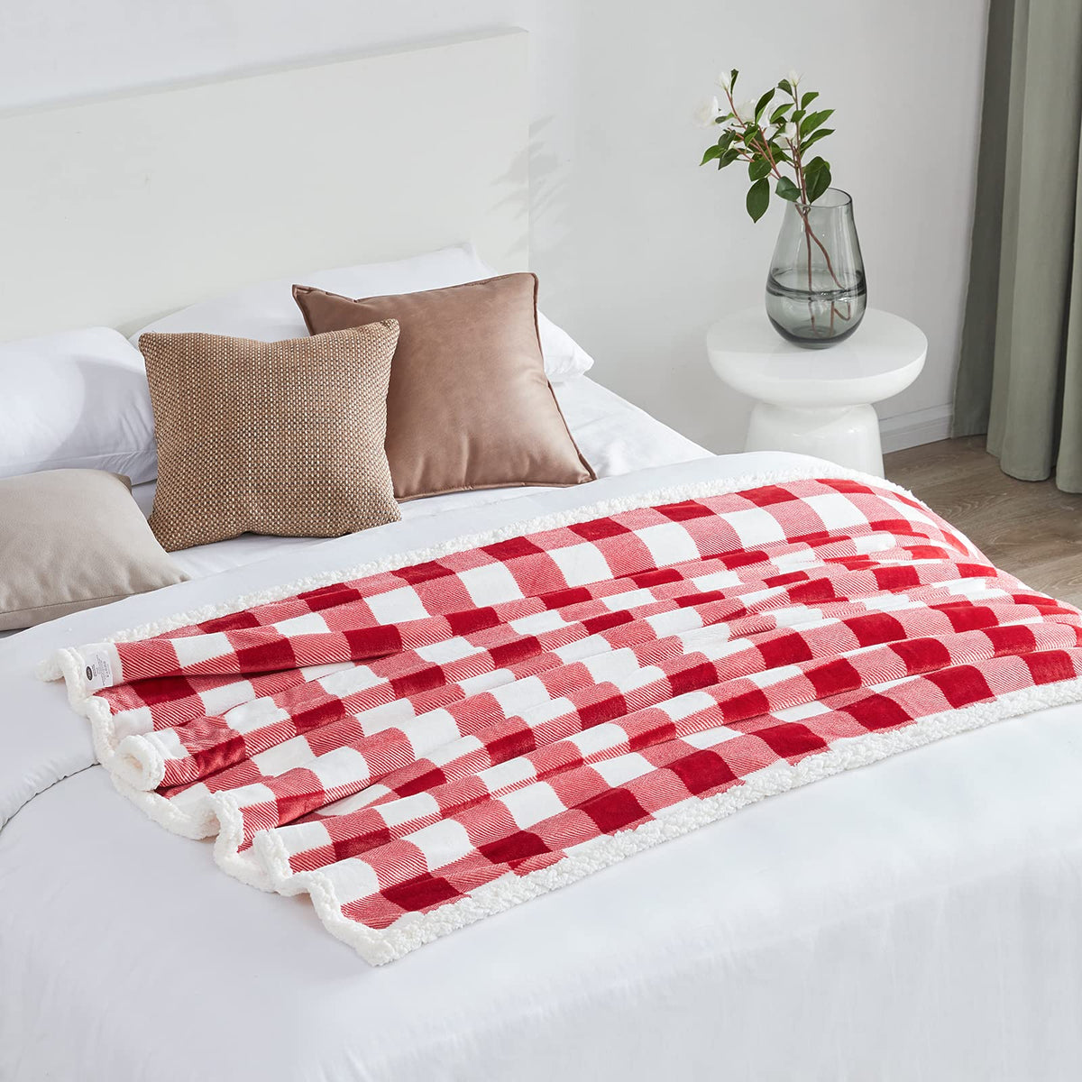Touchat Sherpa Red and Black Buffalo Plaid Christmas Twin Blanket 60" X 70", Fuzzy Fluffy Soft Cozy Throw Blanket, Fleece Flannel Plush Microfiber Blanket for Couch Bed Sofa