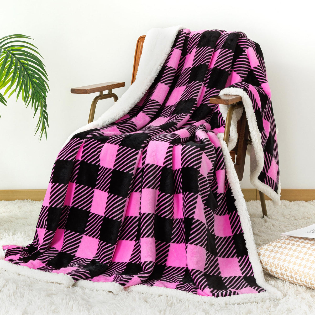 Touchat Sherpa Red and Black Buffalo Plaid Christmas Twin Blanket 60" X 70", Fuzzy Fluffy Soft Cozy Throw Blanket, Fleece Flannel Plush Microfiber Blanket for Couch Bed Sofa